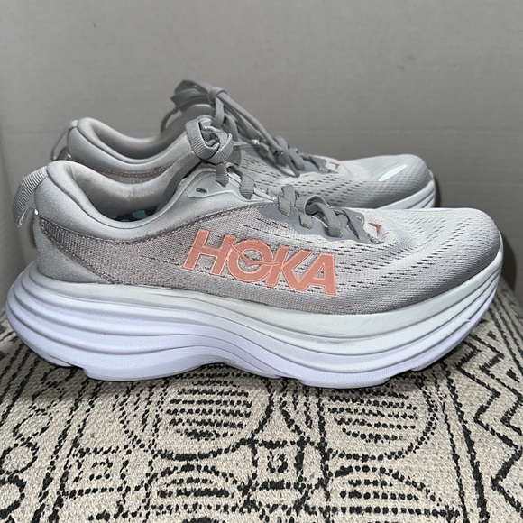 Hoka Shoes - WOMEN'S HOKA ONE ONE BONDI 8 WIDE Color Summer Song/ Country Air